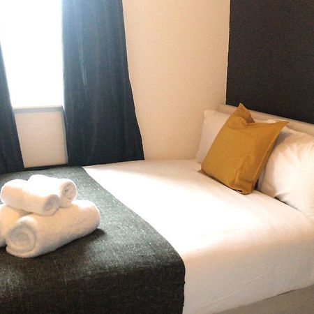 Unity House Serviced Apartments Luton  Eksteriør billede