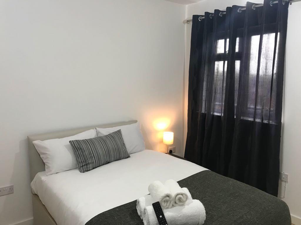 Unity House Serviced Apartments Luton  Eksteriør billede